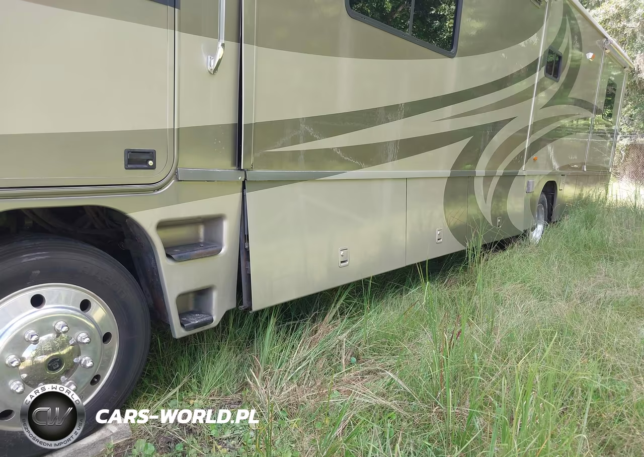 2005 Workhorse Custom Chassis Motorhome Chassis W24 VIN:5B4MPA7G443394554 - 6