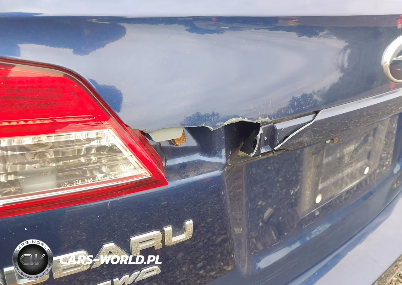 2010 Subaru Outback 3.6R Limited VIN:4S4BRDKC5A2362999 - 6