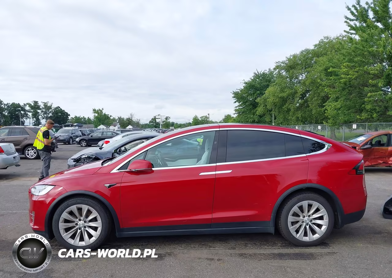 2017 Tesla Model X VIN:5YJXCBE22HF039259 - 13