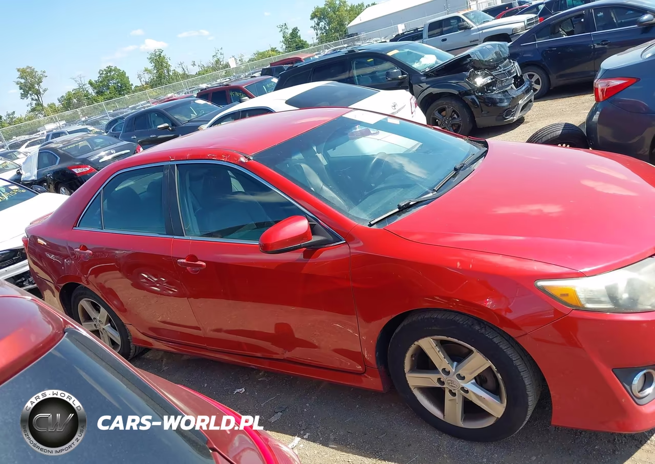 2013 Toyota Camry Se VIN:4T1BF1FK8DU665213 - 13