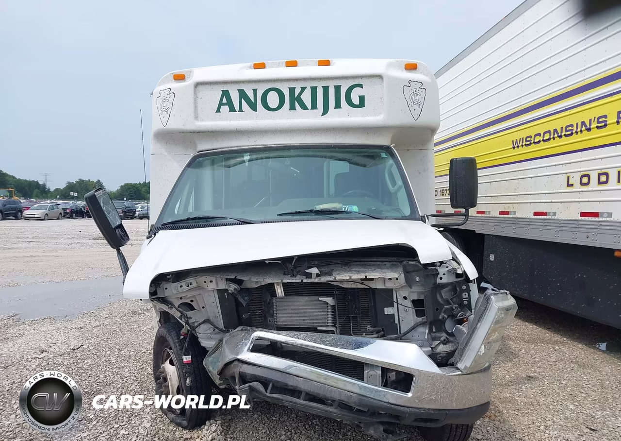 2017 Ford E-450 Cutaway VIN:1FDFE4FS3HDC24939 - 11
