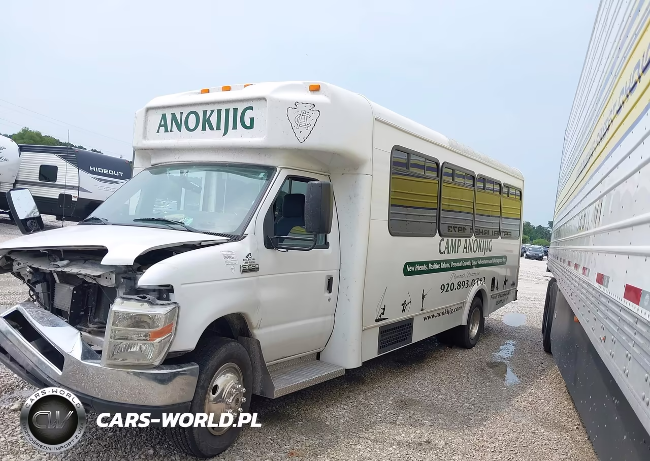 2017 Ford E-450 Cutaway VIN:1FDFE4FS3HDC24939 - 13