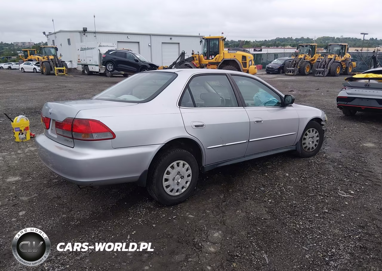 2002 Honda Accord 2.3 Vp VIN:1HGCF86602A012475 - 4