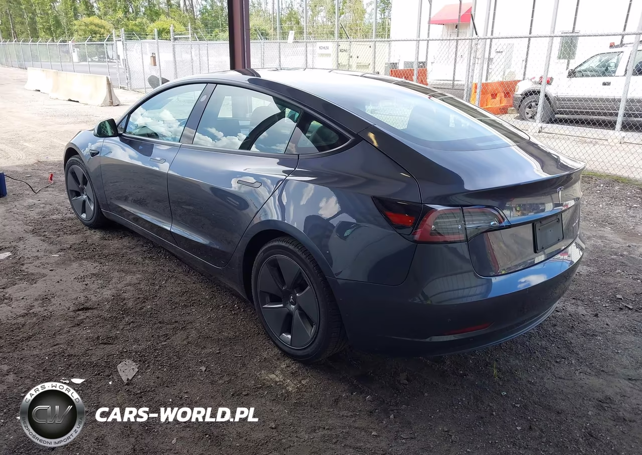 2022 Tesla Model 3 Long Range Dual Motor All-Wheel Drive VIN:5YJ3E1EB5NF330448 - 3
