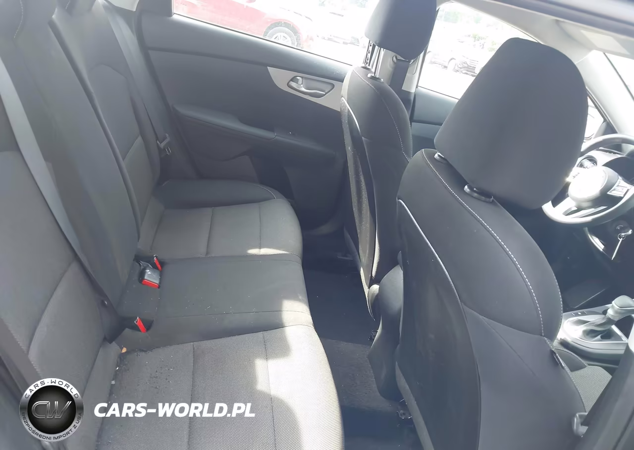 2023 Kia Forte Lxs VIN:3KPF24AD3PE561713 - 8