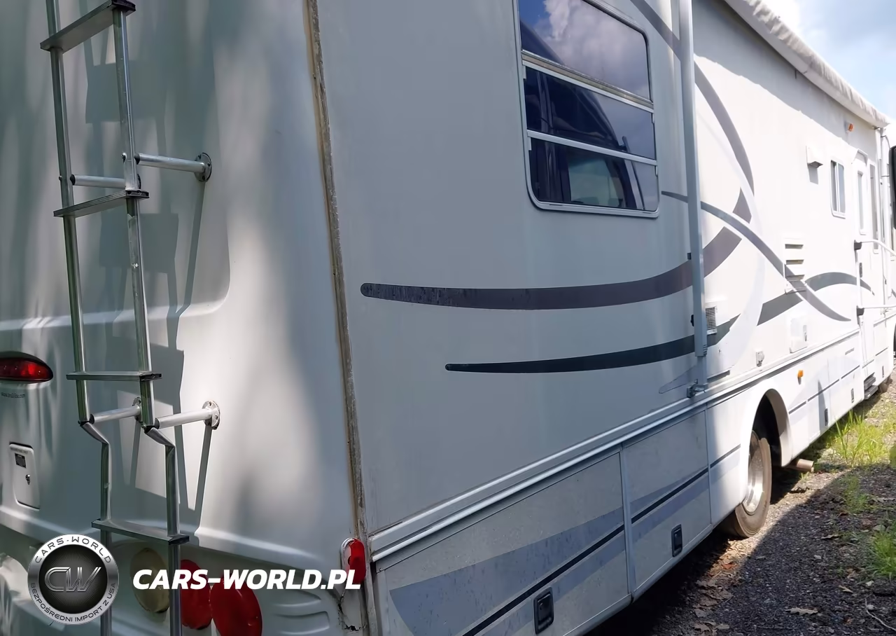 2002 Workhorse Custom Chassis Motorhome Chassis P3500 VIN:5B4LP57G423344544 - 4