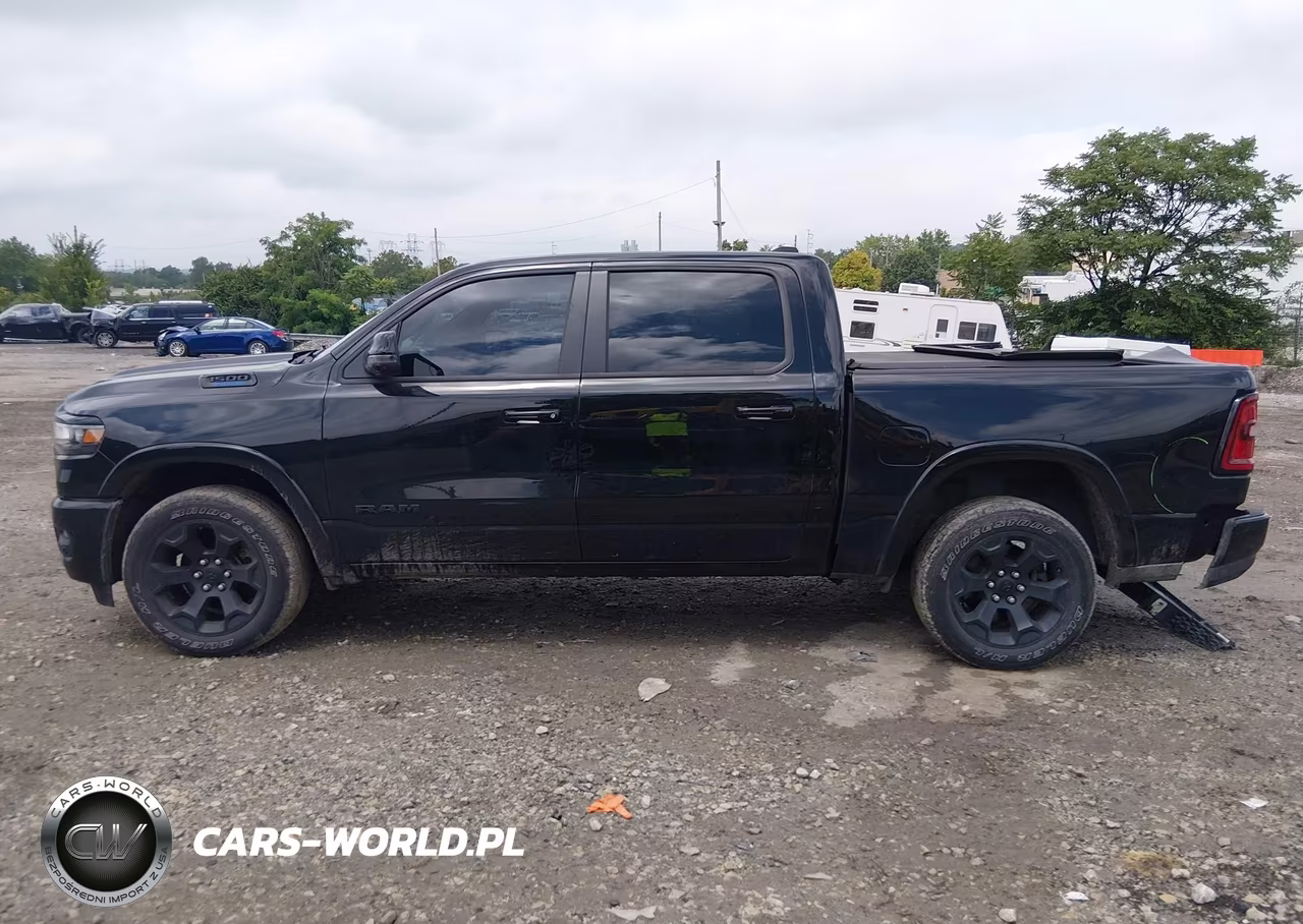 2025 Ram 1500 Big Horn 4X4 5'7 Box VIN:1C6RRFFG5SN512922 - 14