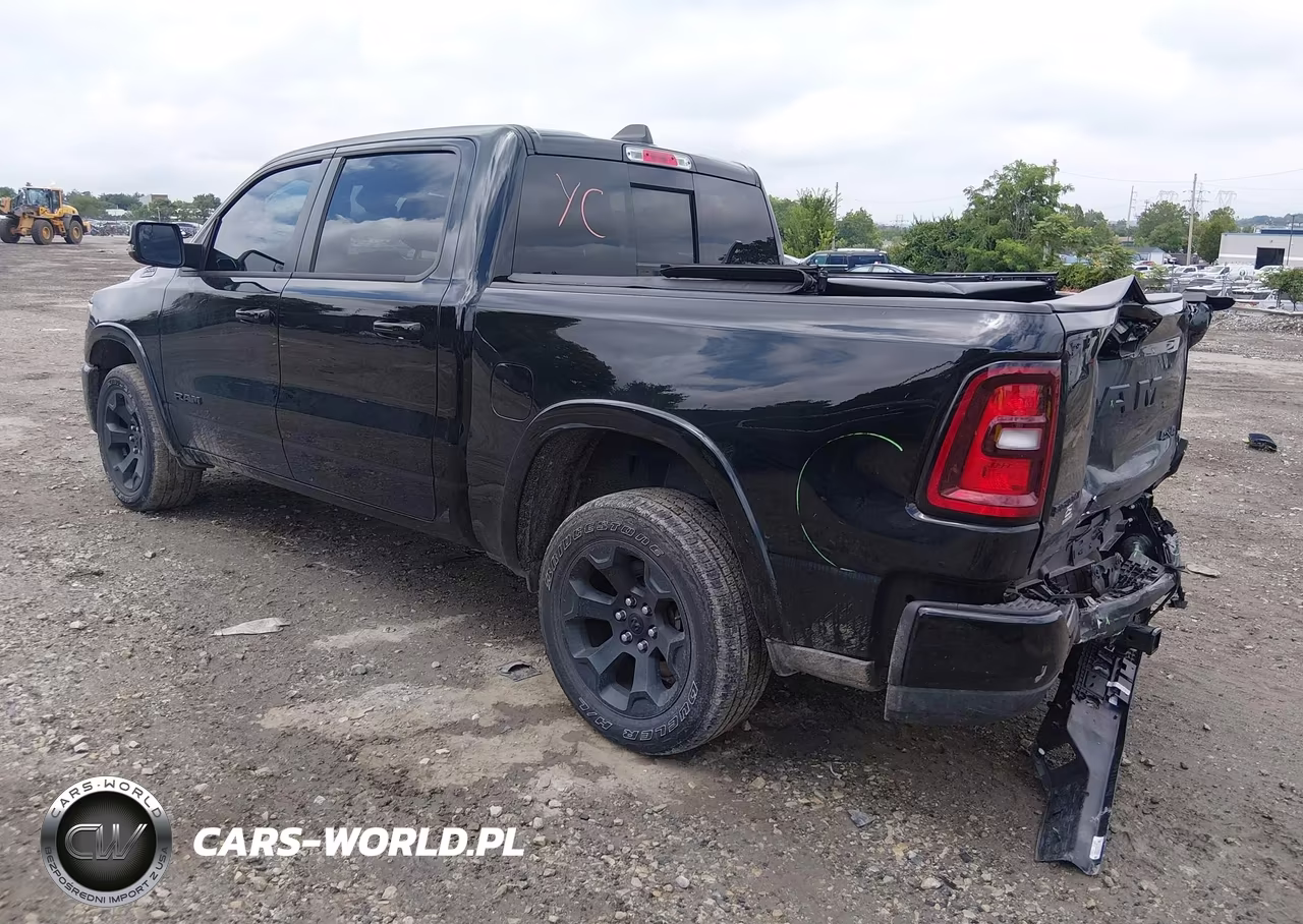 2025 Ram 1500 Big Horn 4X4 5'7 Box VIN:1C6RRFFG5SN512922 - 3