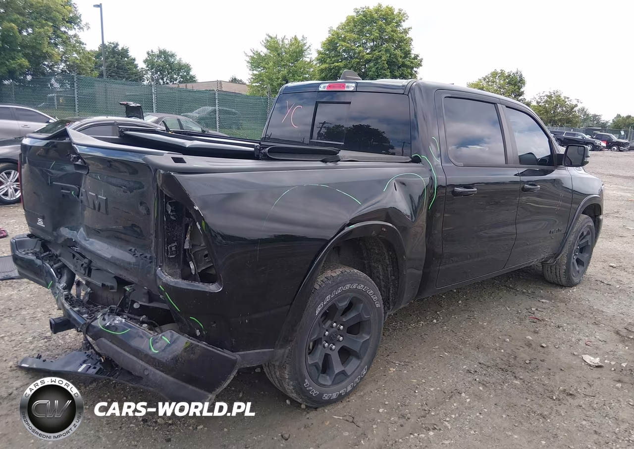 2025 Ram 1500 Big Horn 4X4 5'7 Box VIN:1C6RRFFG5SN512922 - 4