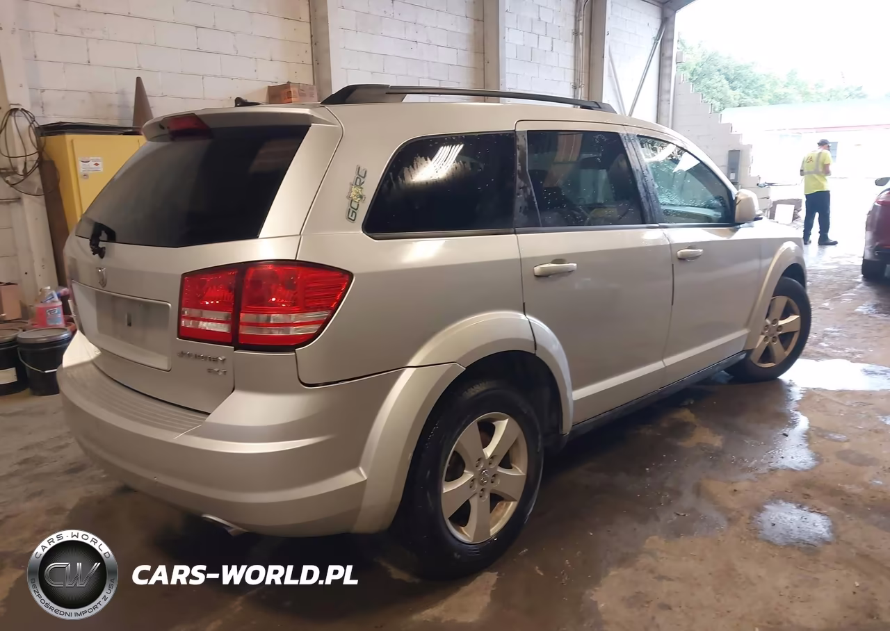 2010 Dodge Journey Sxt VIN:3D4PG5FVXAT181755 - 4