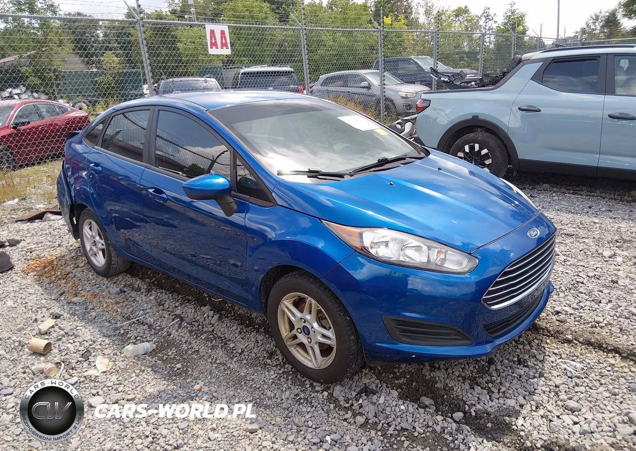 FORD FIESTA SE VIN:3FADP4BJ8JM142496 - 1