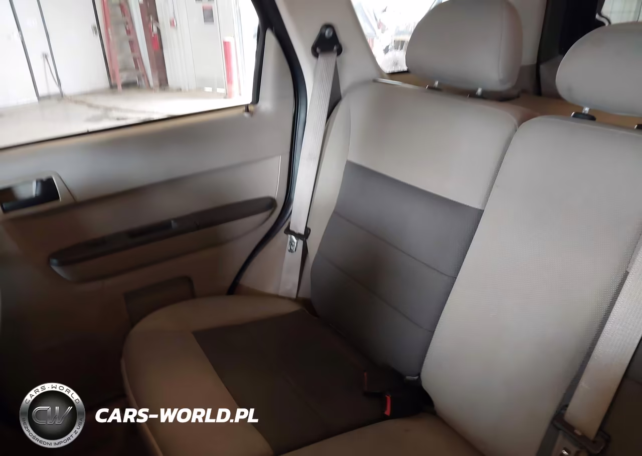 2008 Ford Escape Xlt VIN:1FMCU93188KA48013 - 8