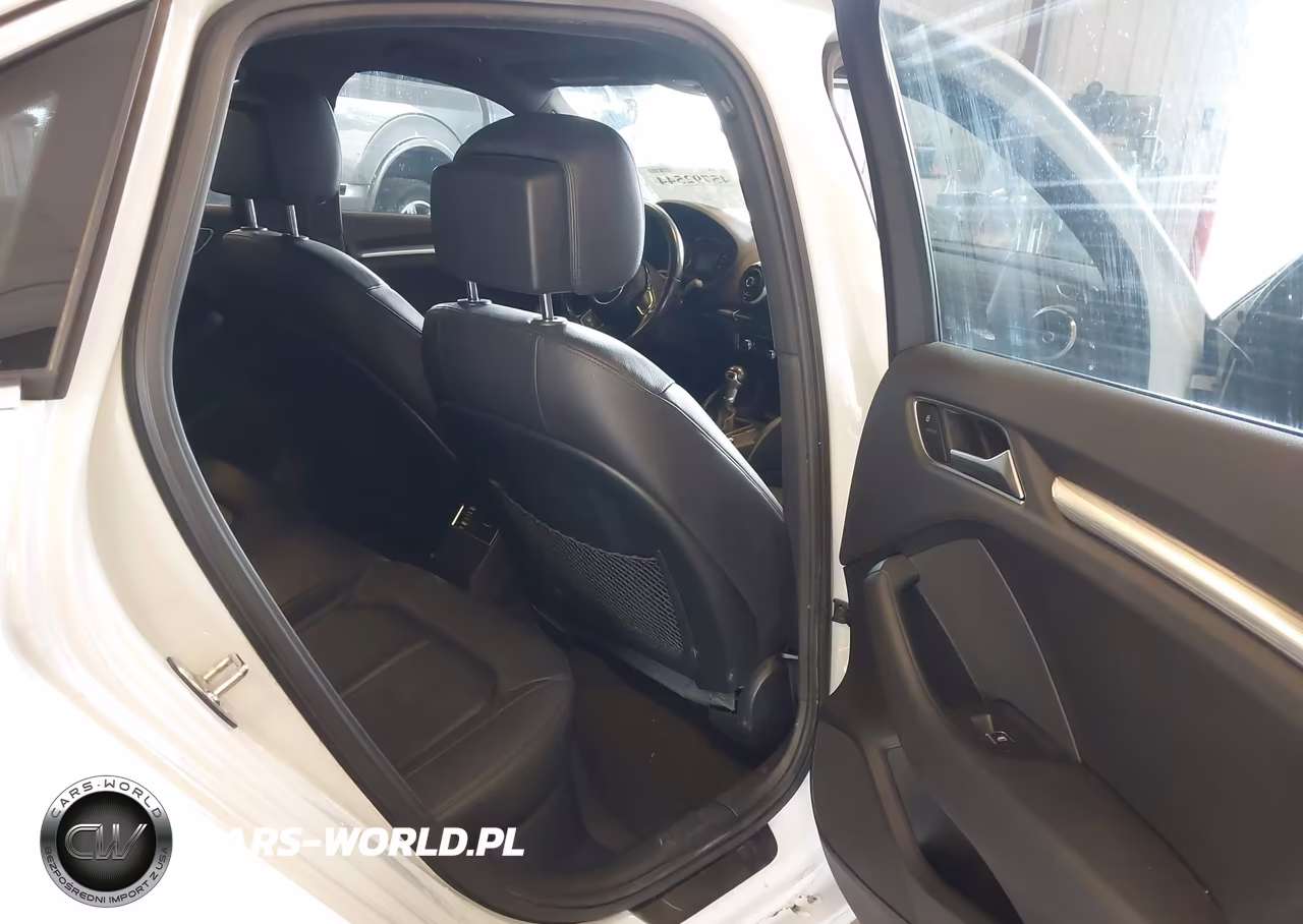 2015 Audi A3 2.0T Premium VIN:WAUEFGFFXF1109588 - 8