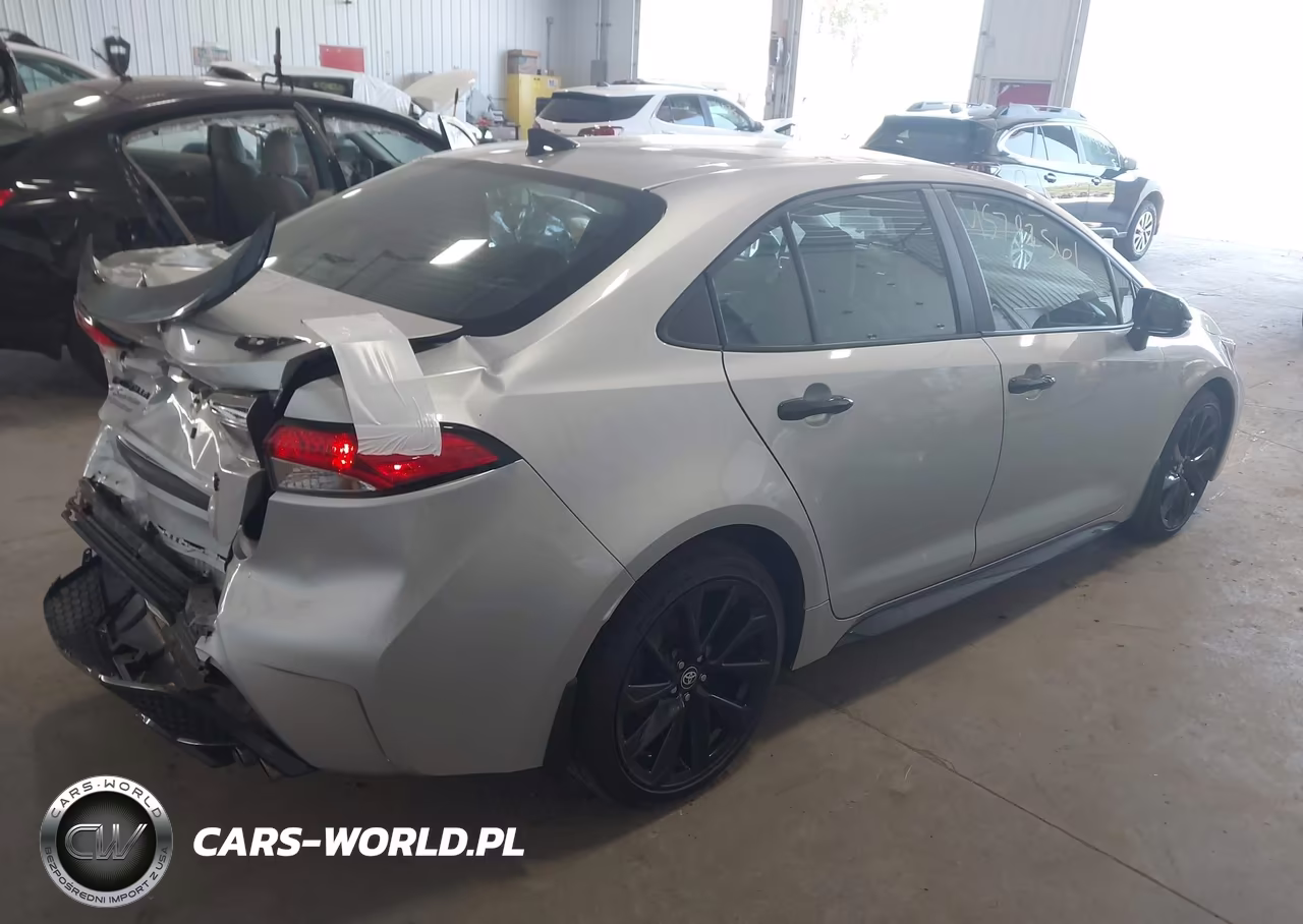 2020 Toyota Corolla Se Nightshade Edition VIN:5YFS4RCE6LP049318 - 4