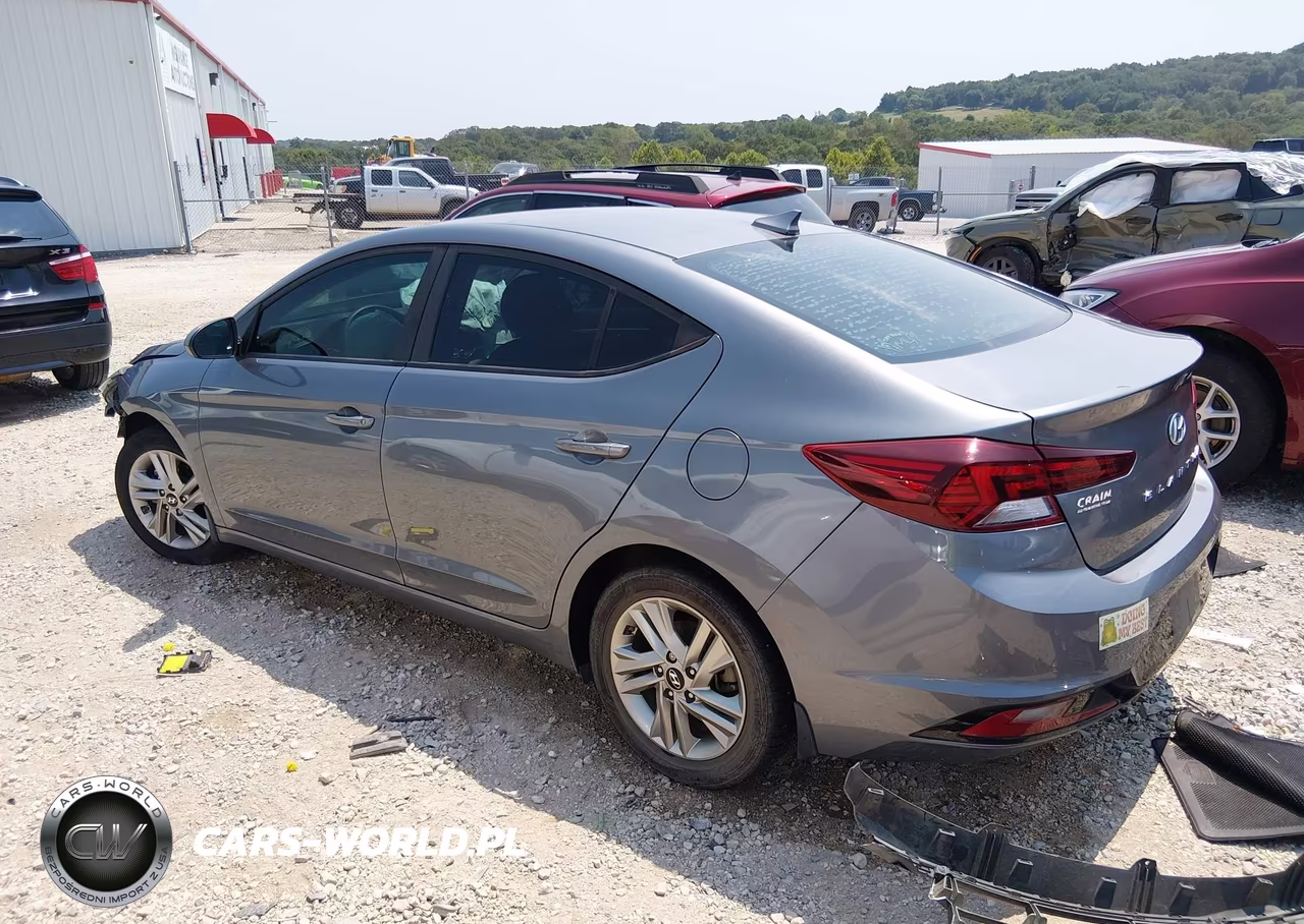 2019 Hyundai Elantra Sel VIN:KMHD84LF1KU825019 - 3