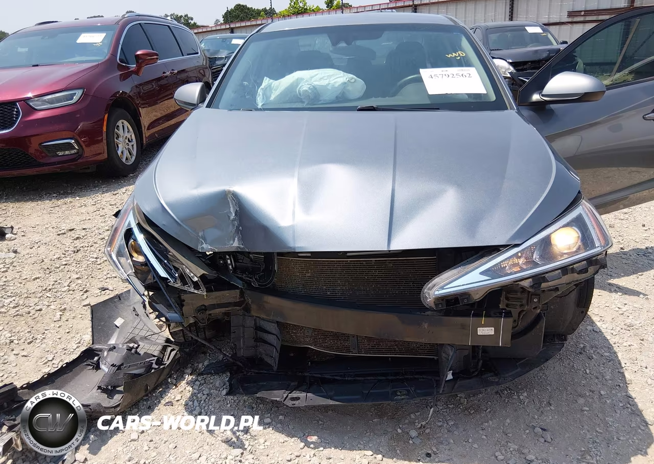 2019 Hyundai Elantra Sel VIN:KMHD84LF1KU825019 - 6