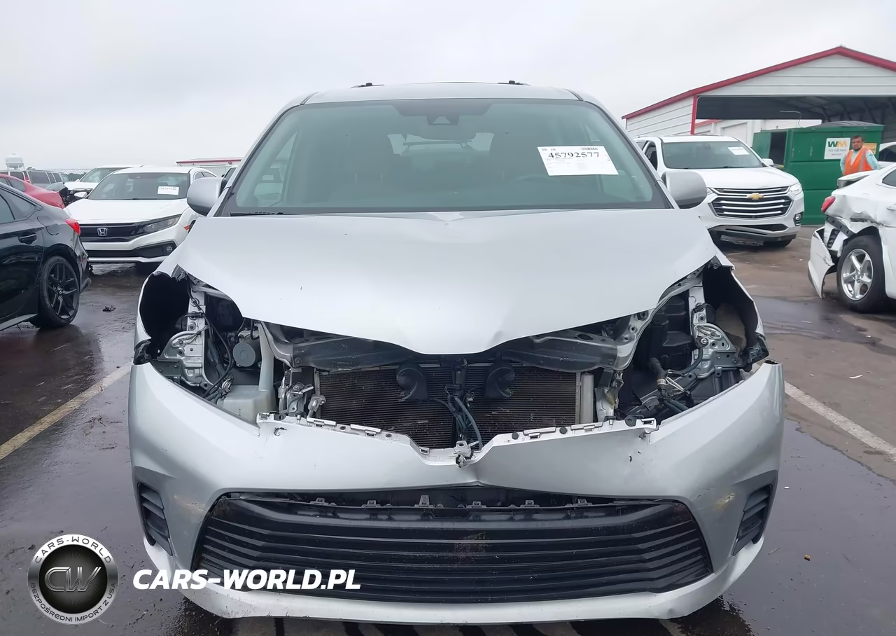 2019 Toyota Sienna Le 8 Passenger VIN:5TDKZ3DC6KS978846 - 13