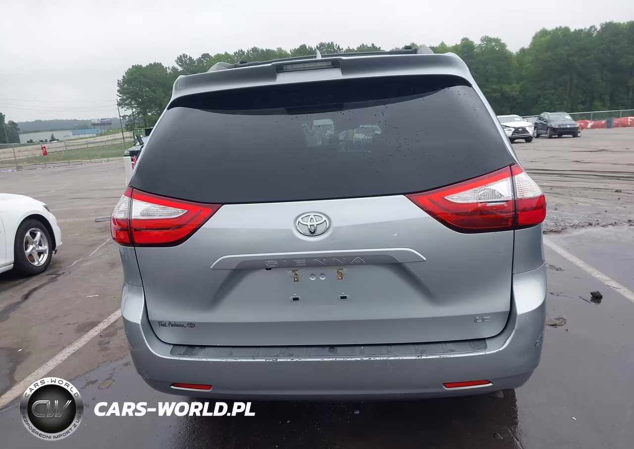 2019 Toyota Sienna Le 8 Passenger VIN:5TDKZ3DC6KS978846 - 17