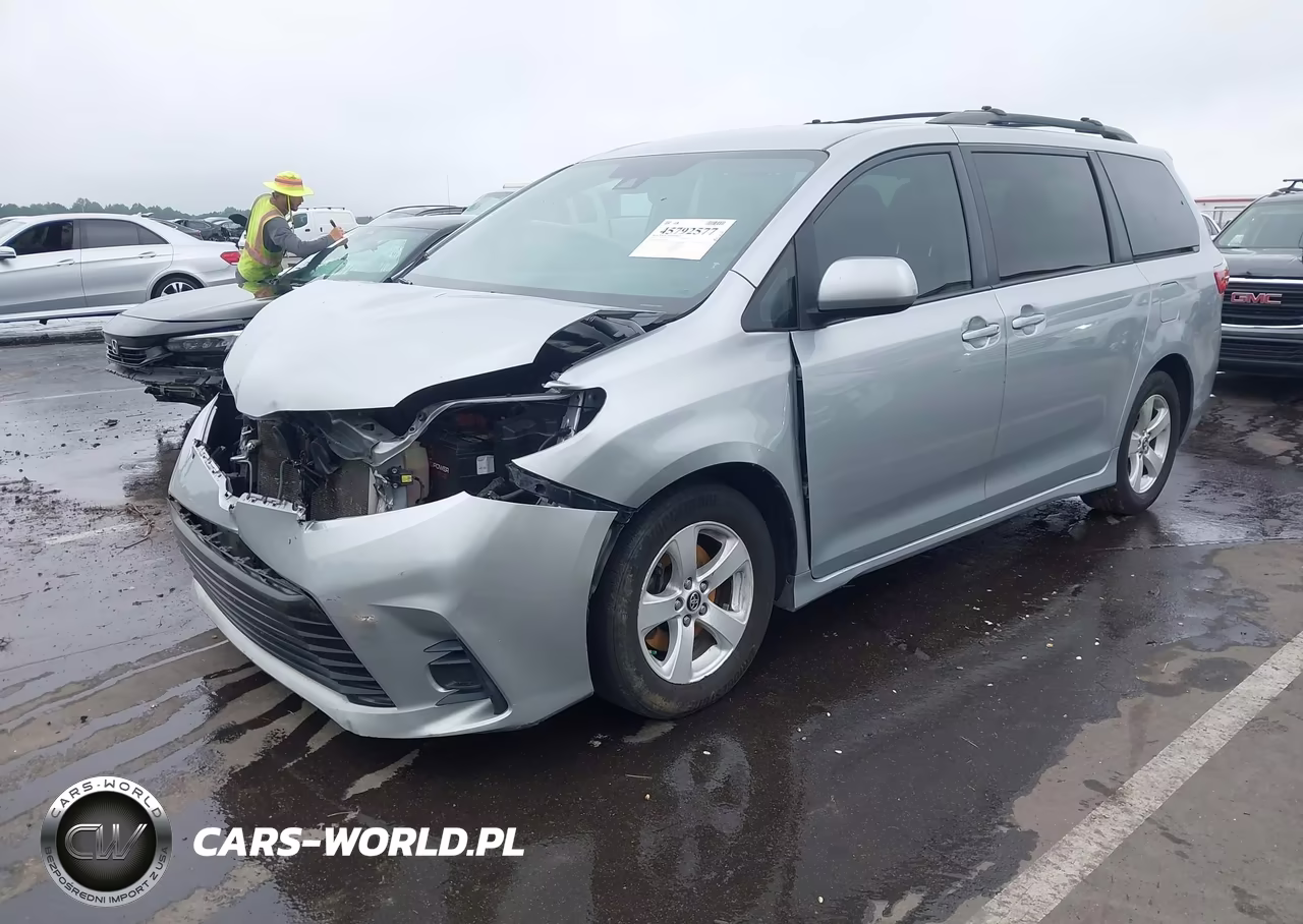2019 Toyota Sienna Le 8 Passenger VIN:5TDKZ3DC6KS978846 - 2