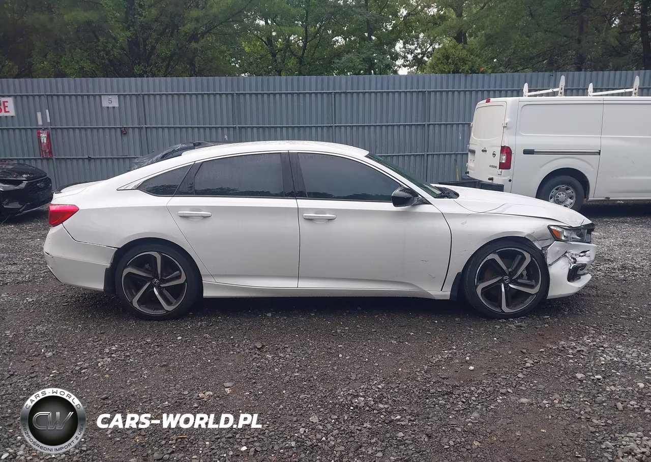 2022 Honda Accord Sport VIN:1HGCV1F32NA067756 - 13