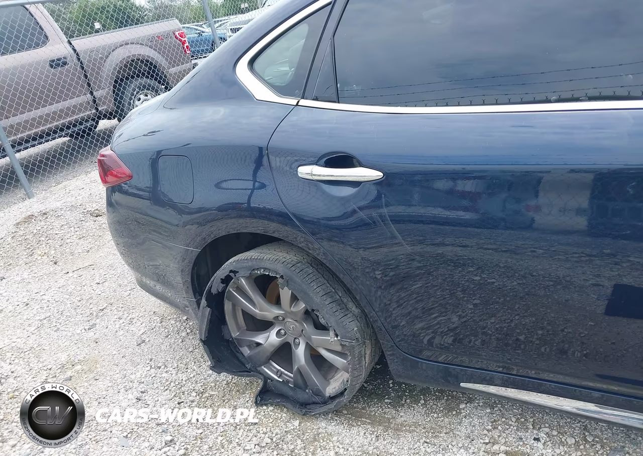 2016 Infiniti Q70L 3.7X VIN:JN1BY1PR6GM720064 - 6