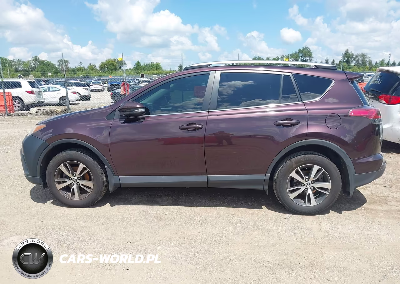 2017 Toyota Rav4 Xle VIN:2T3RFREV6HW671095 - 14