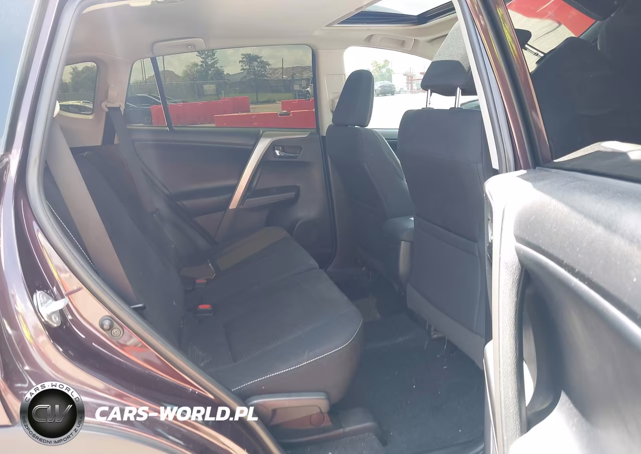 2017 Toyota Rav4 Xle VIN:2T3RFREV6HW671095 - 8