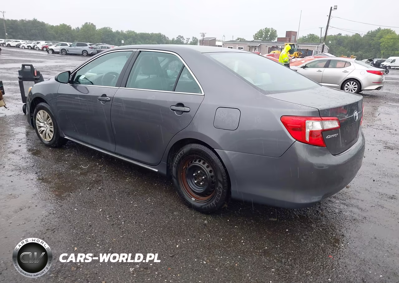 2012 Toyota Camry Le VIN:4T4BF1FK4CR249017 - 3