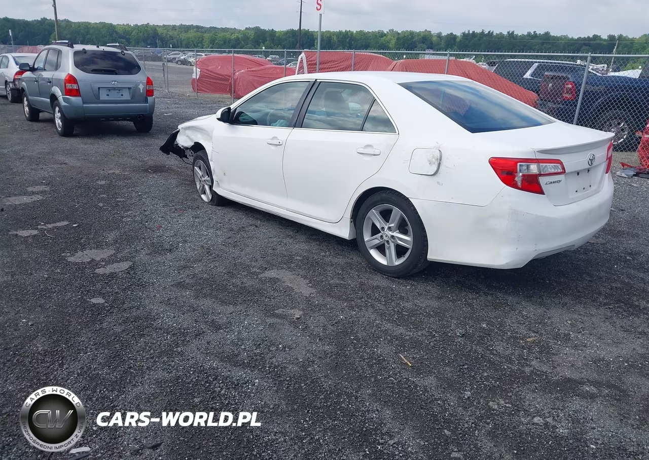 2013 Toyota Camry Se VIN:4T1BF1FK0DU648230 - 3