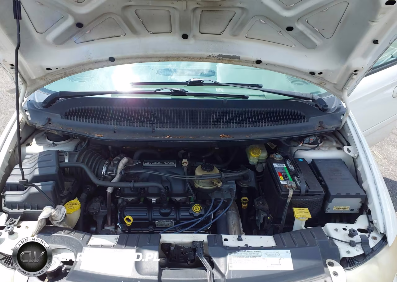 2004 Chrysler Town & Country Lx VIN:2C4GP44R24R607717 - 10