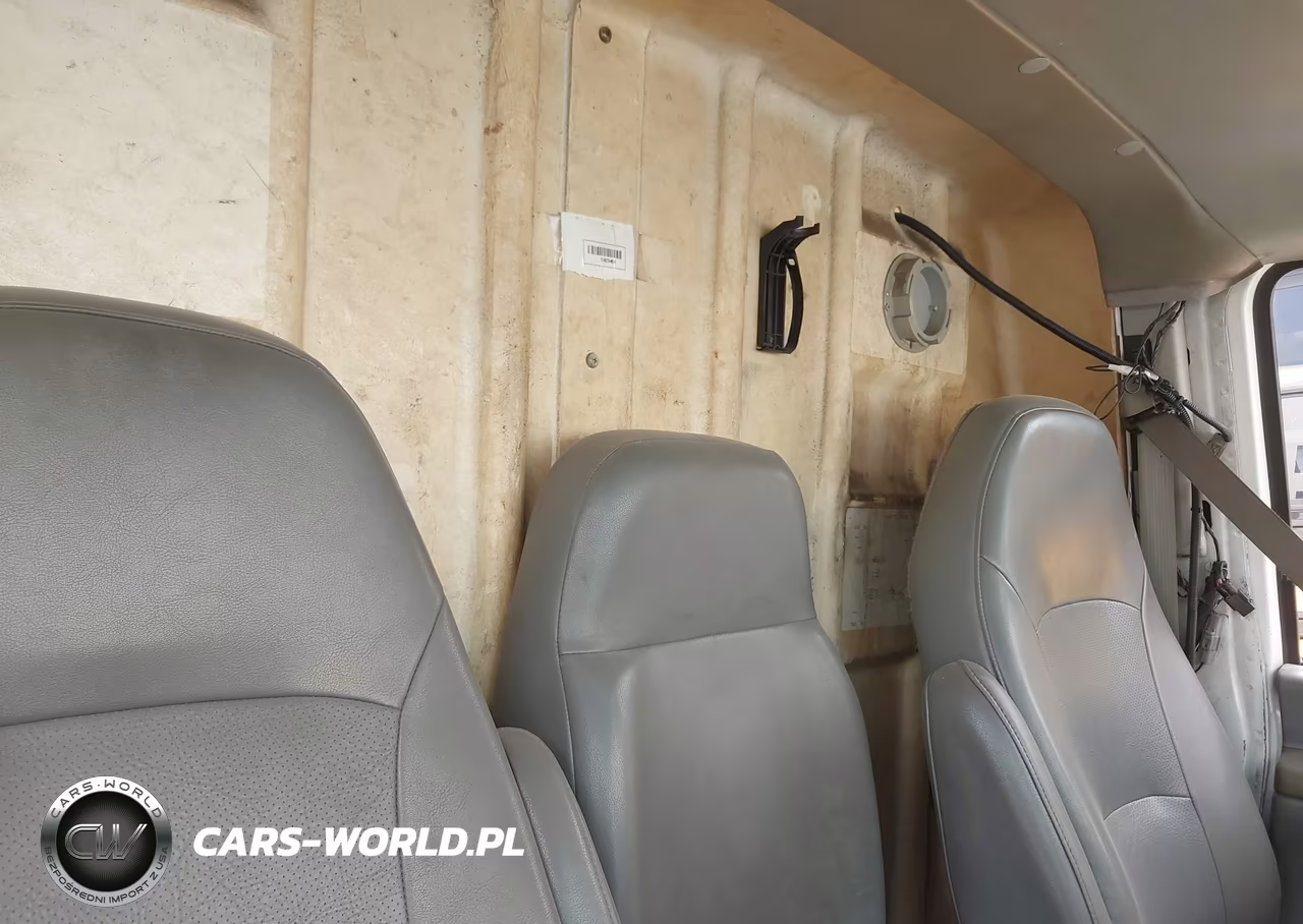 2007 Ford E-450 Cutaway VIN:1FDXE45S97DB15857 - 7