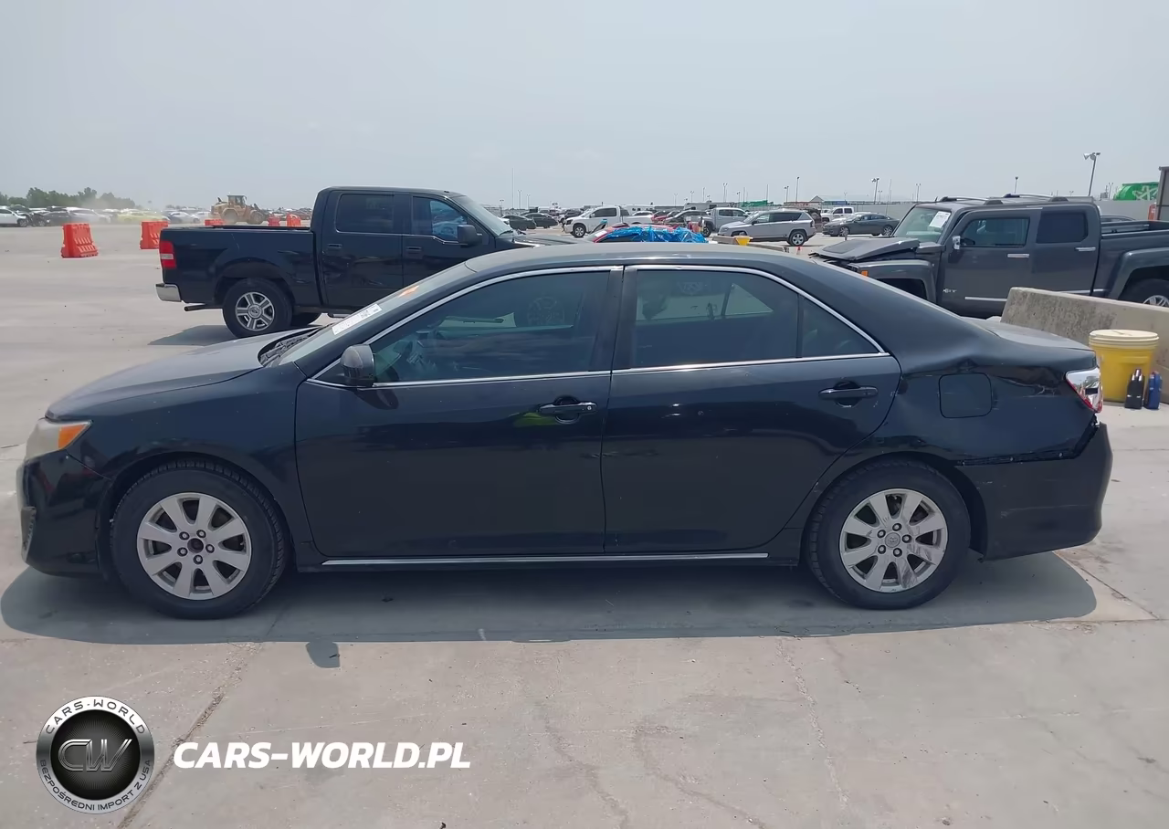 2014 Toyota Camry Le VIN:4T4BF1FK8ER434321 - 14