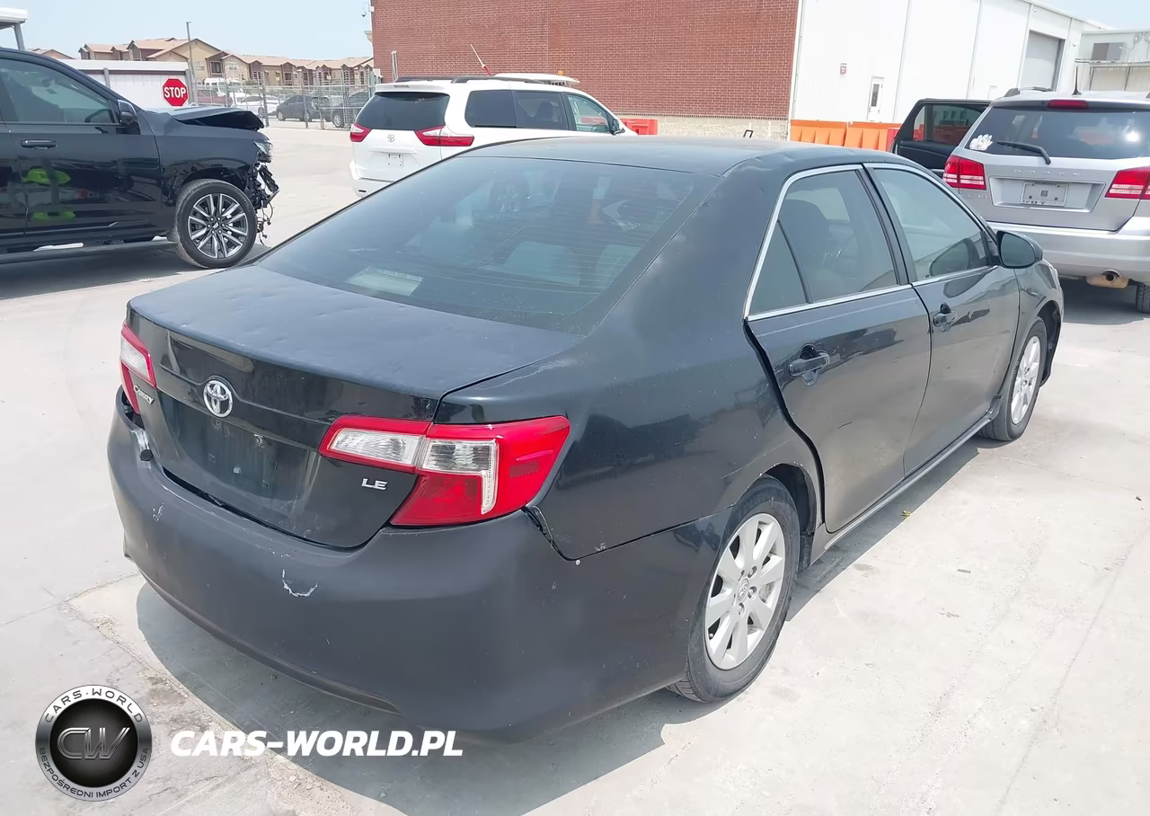 2014 Toyota Camry Le VIN:4T4BF1FK8ER434321 - 4
