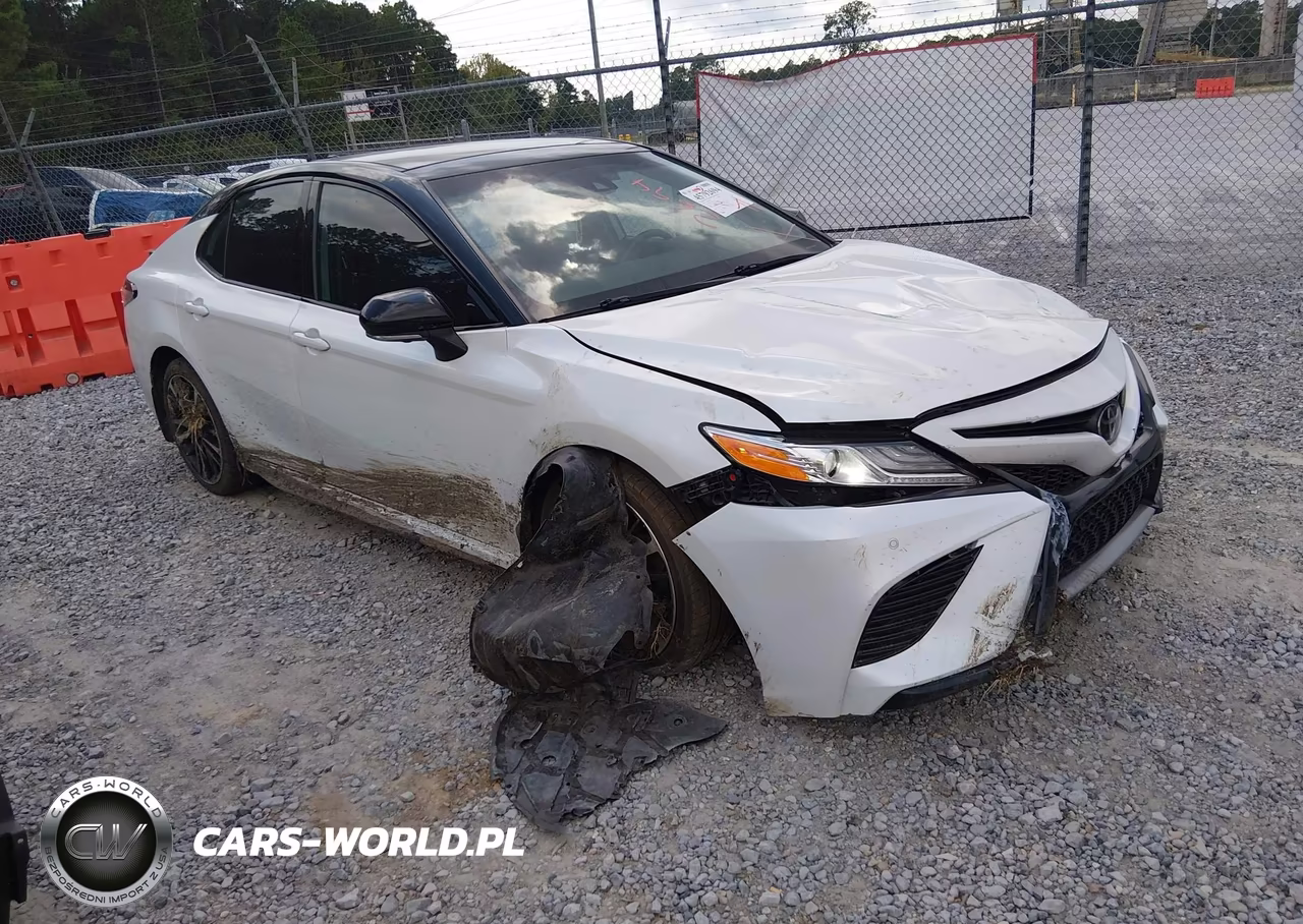 2020 Toyota Camry Xse