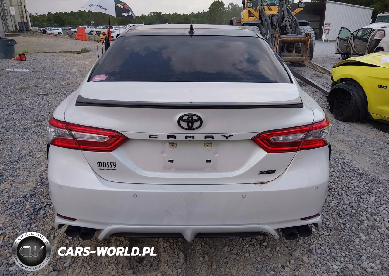 2020 Toyota Camry Xse VIN:4T1K61AK7LU374787 - 17