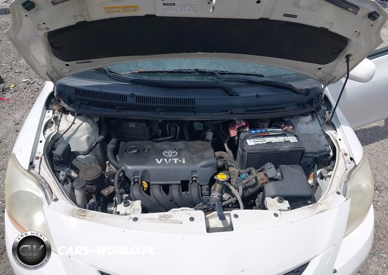 2010 Toyota Yaris VIN:JTDBT4K39A1363942 - 10