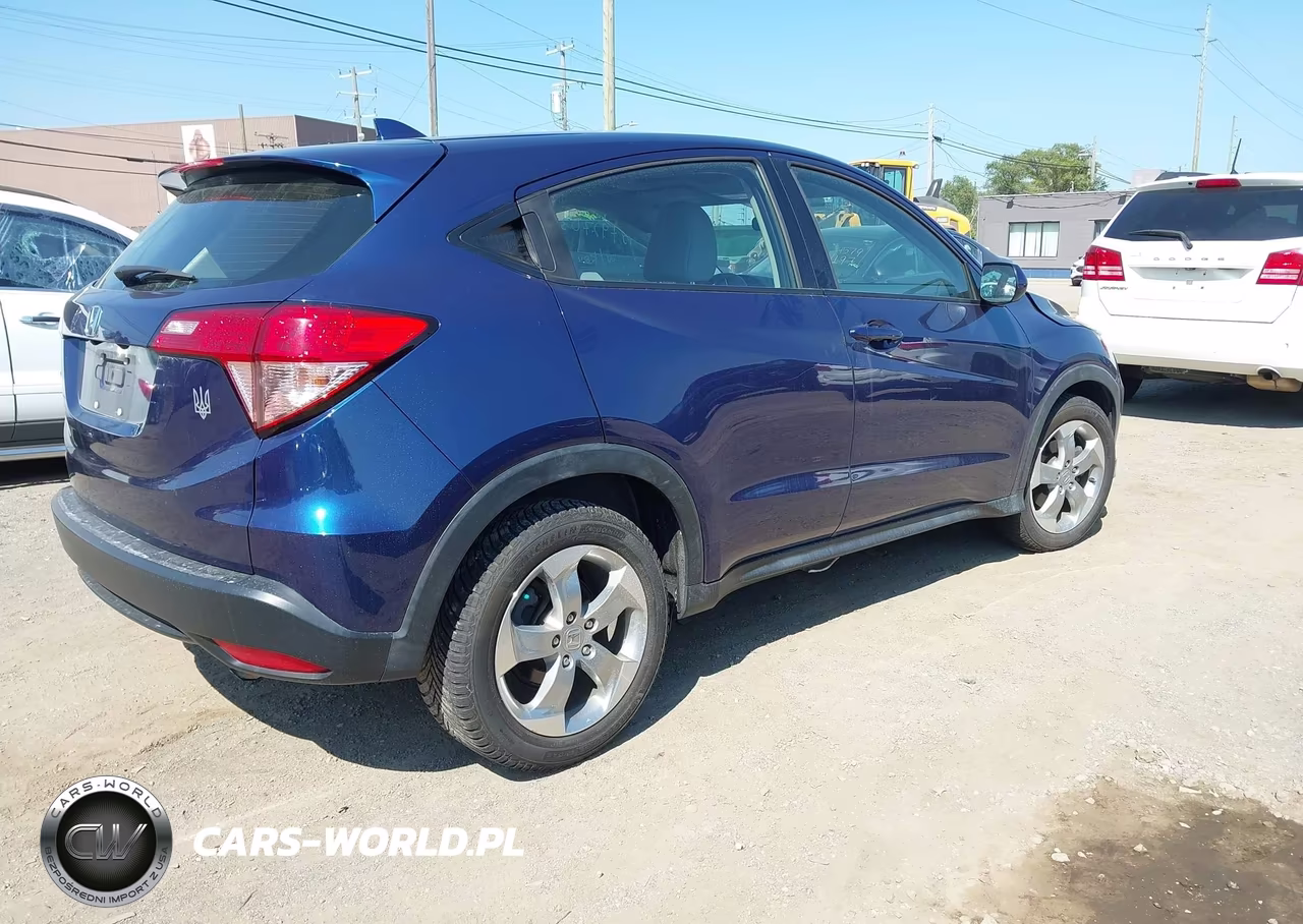 2017 Honda Hr-V Lx VIN:3CZRU5H36HG701800 - 4