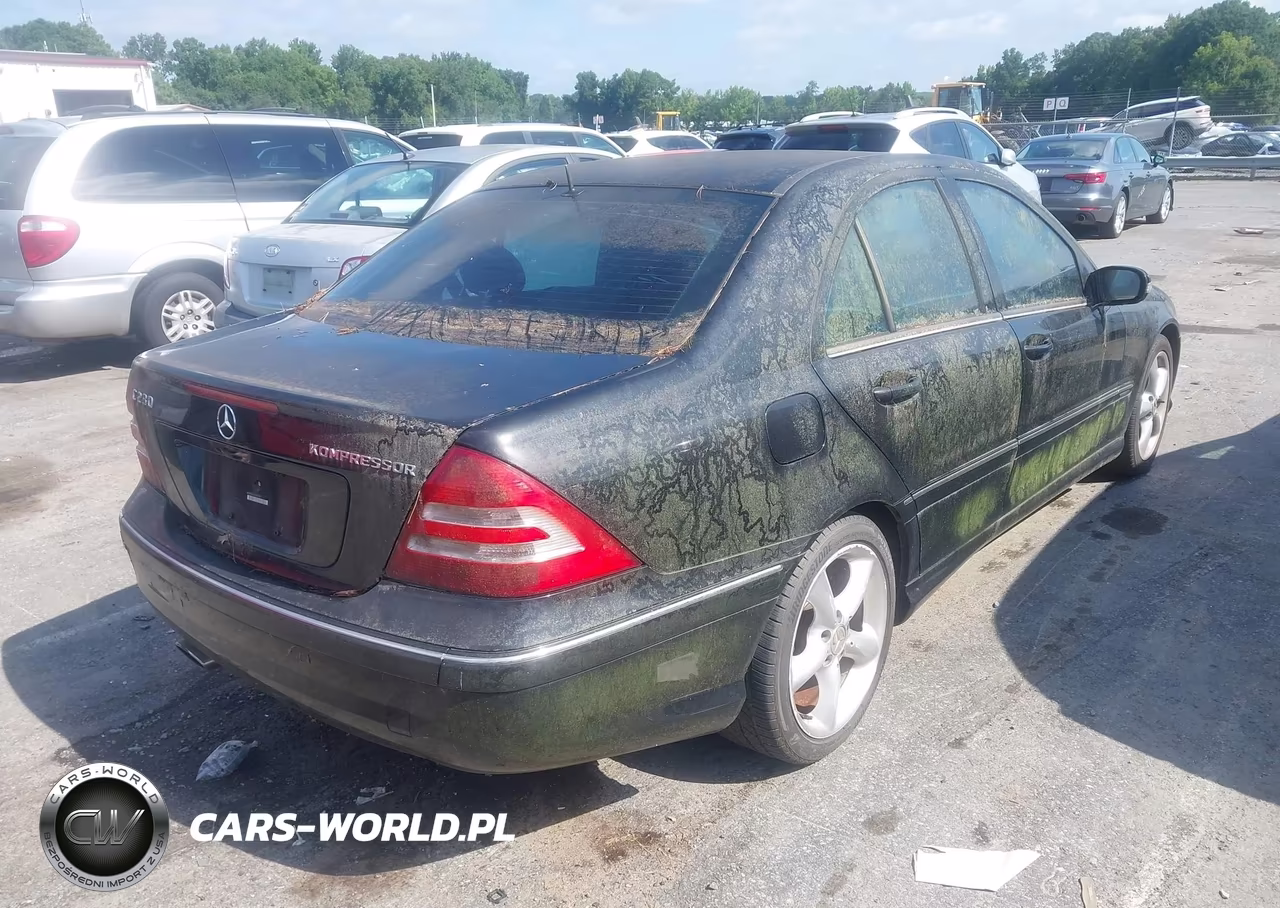 2005 Mercedes-Benz C 230 Kompressor Sport VIN:WDBRF40J75F687468 - 4