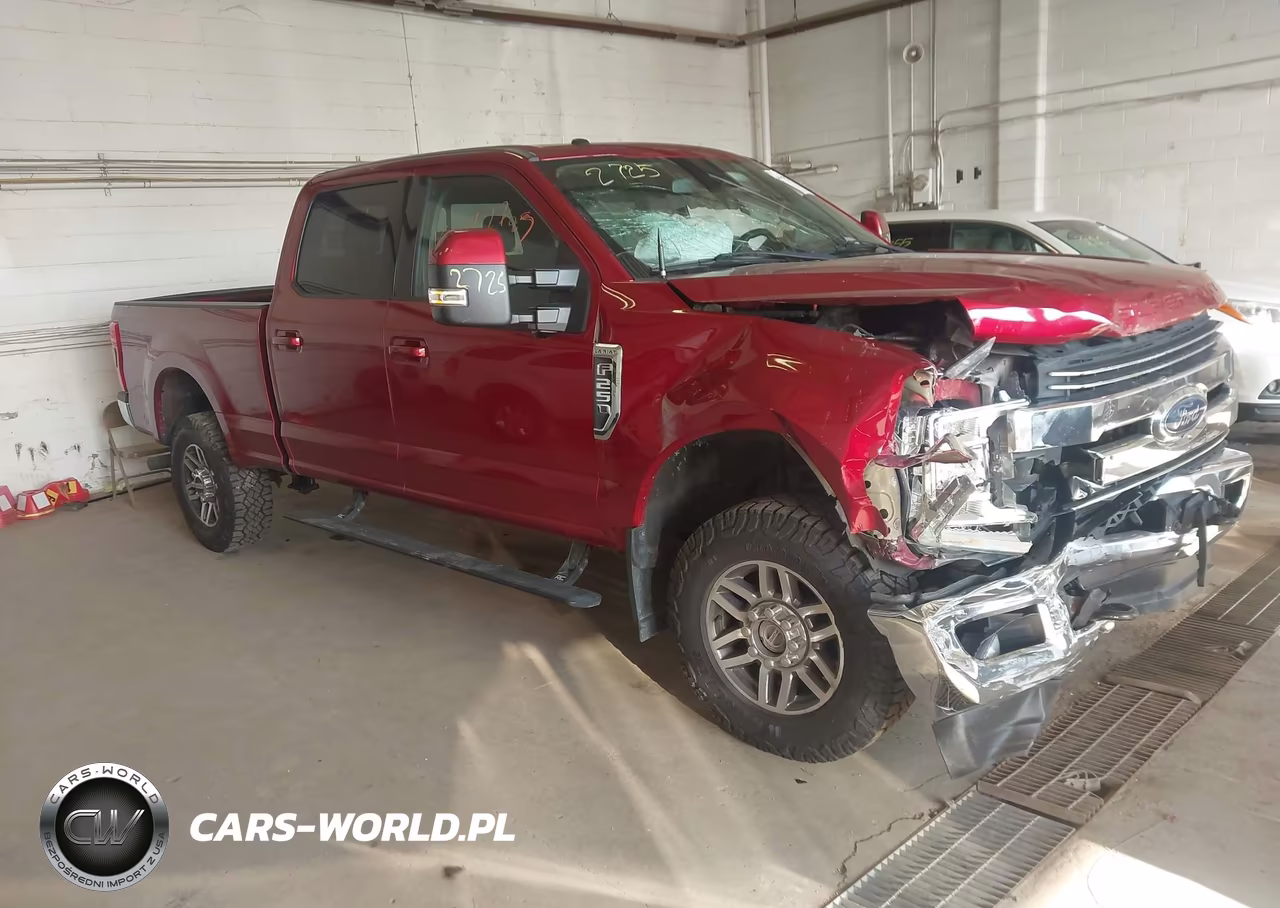2017 Ford F-250 Lariat – zdjęcie 1 z 16