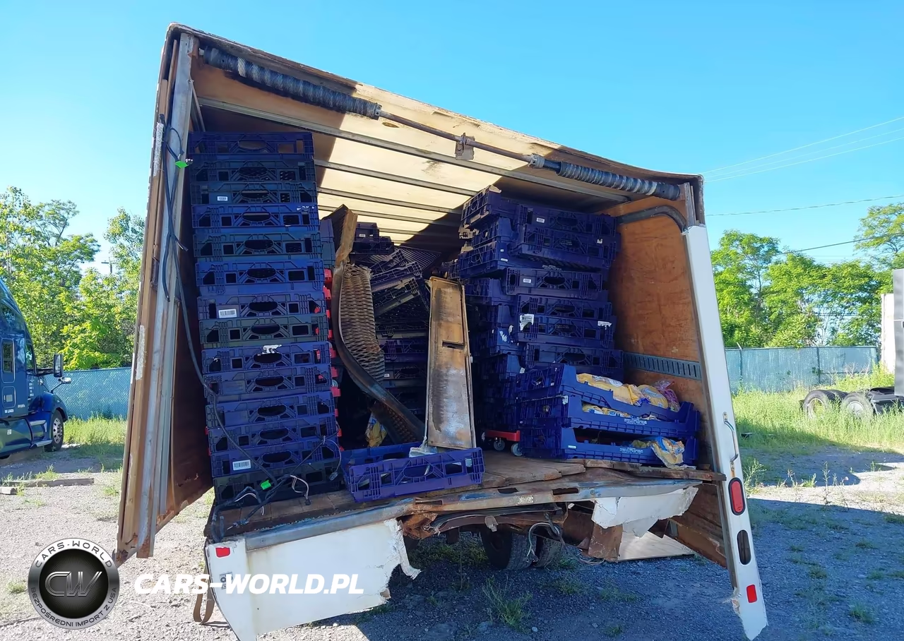 2016 Chevrolet Express Cutaway 3500 VIN:1GB3GTCG4G1340506 - 6