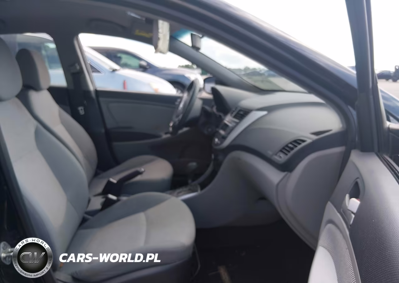 2012 Hyundai Accent Gs VIN:KMHCT5AEXCU032815 - 5