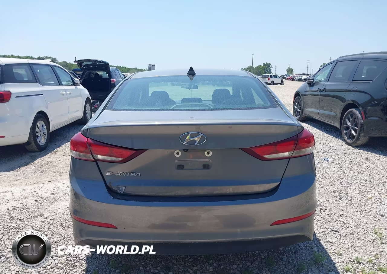 2018 Hyundai Elantra Sel VIN:5NPD84LF8JH386768 - 16