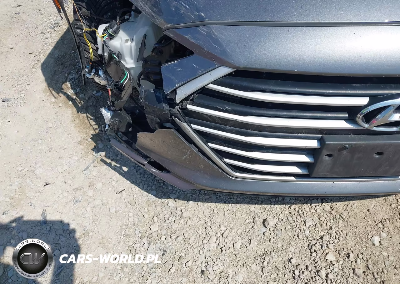 2018 Hyundai Elantra Sel VIN:5NPD84LF8JH386768 - 18