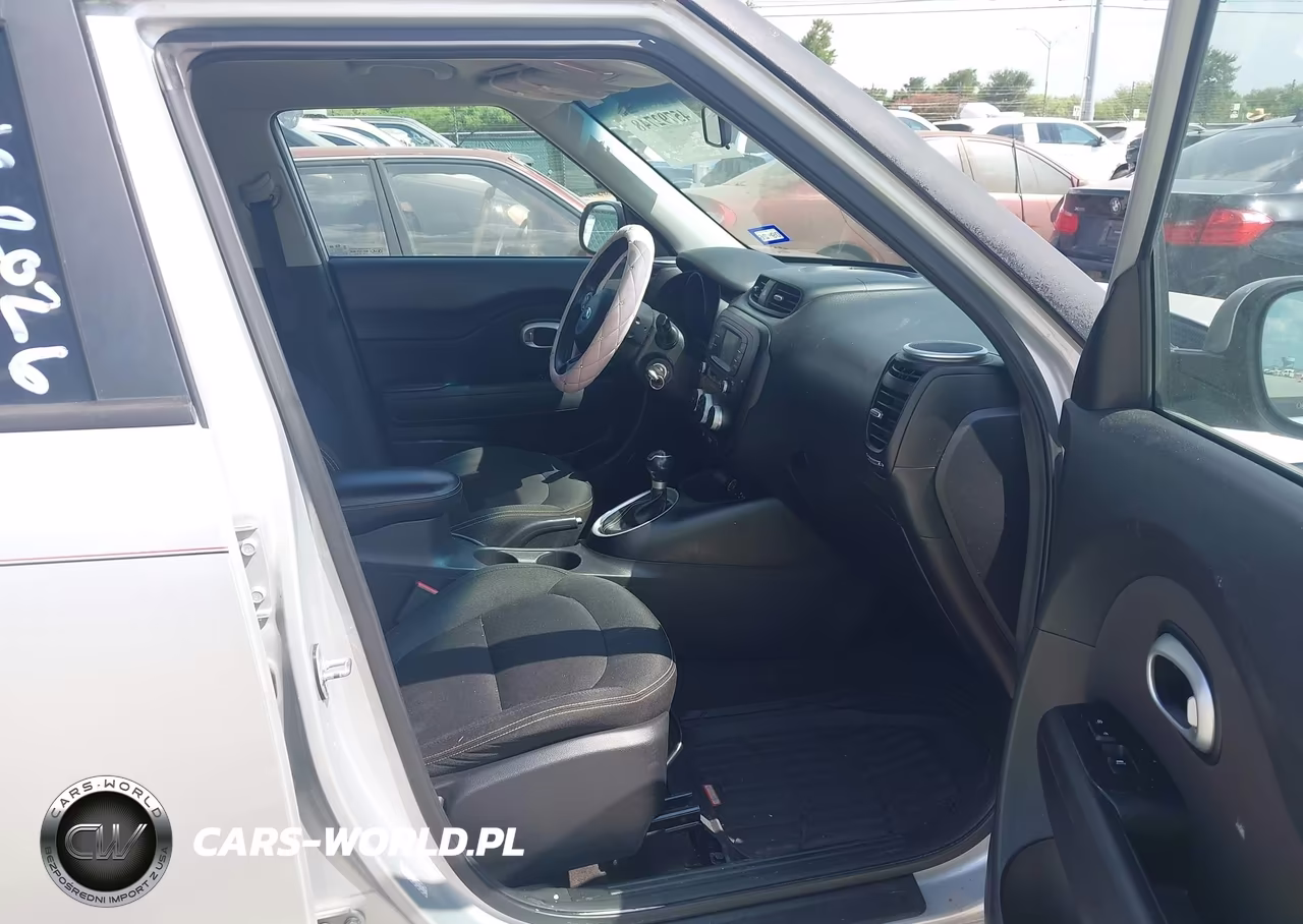2016 Kia Soul + VIN:KNDJP3A52G7818570 - 5