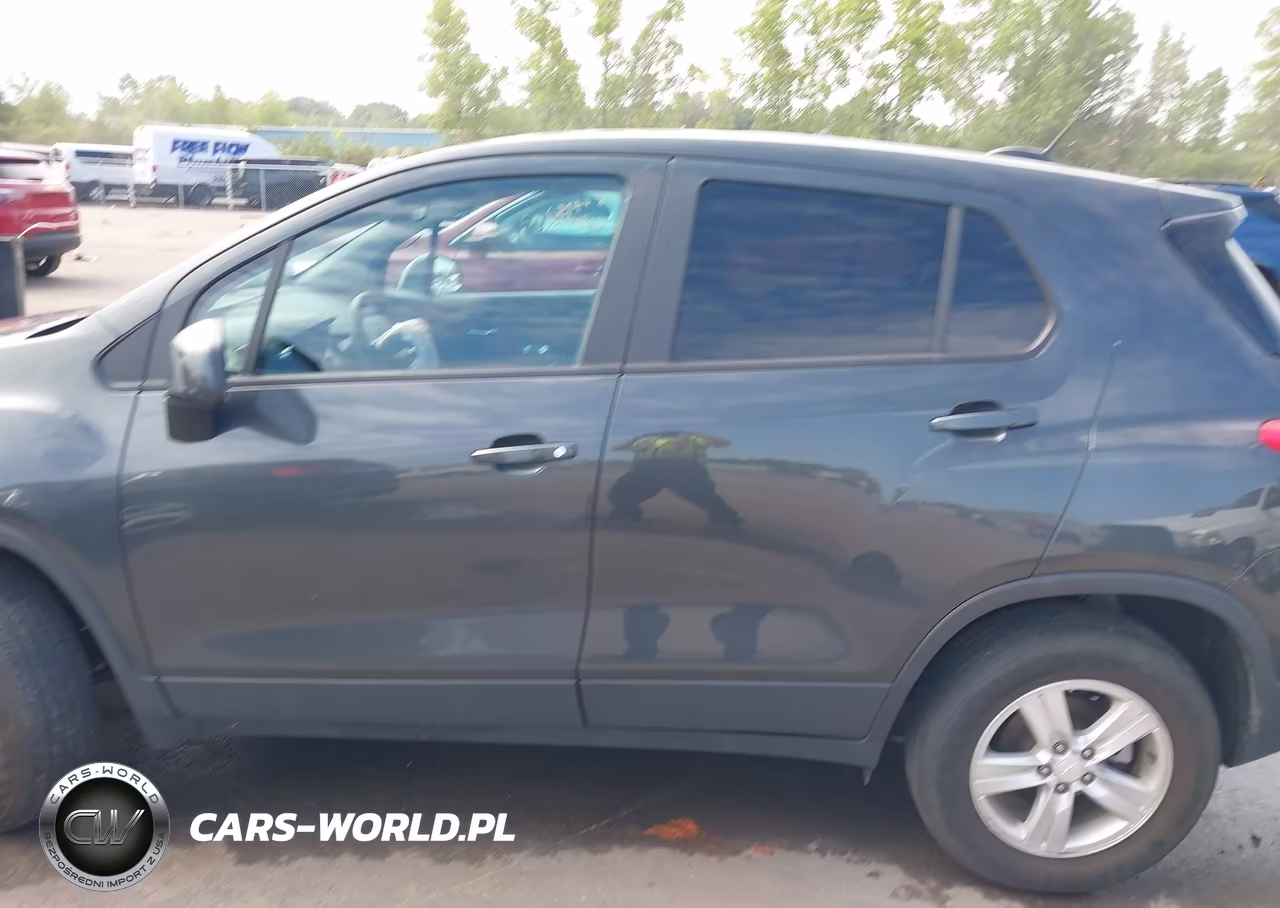 2020 Chevrolet Trax Awd Ls VIN:3GNCJNSB0LL179869 - 14