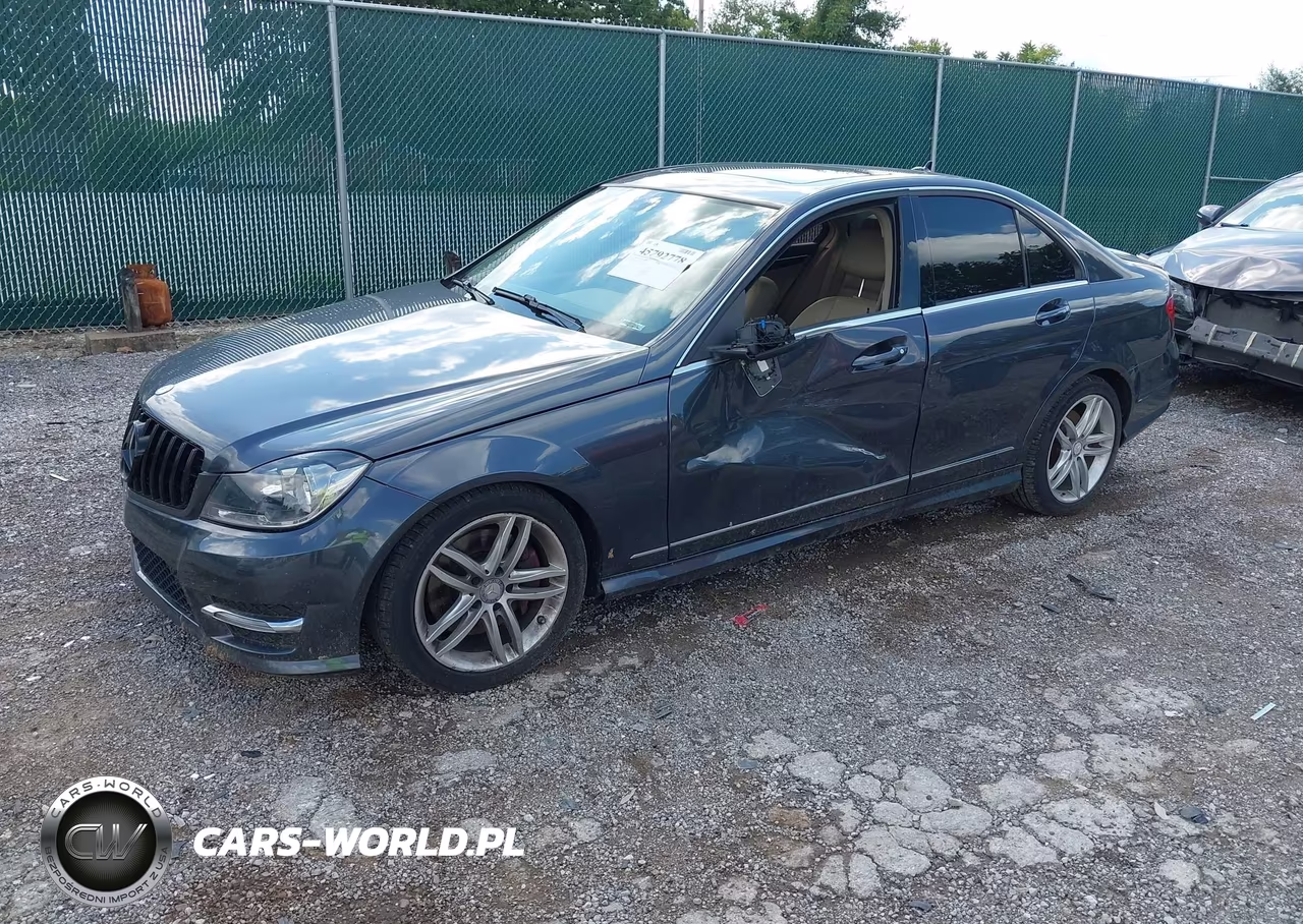 2013 Mercedes-Benz C 300 Luxury 4Matic-Sport 4Matic VIN:WDDGF8AB5DR288729 - 2