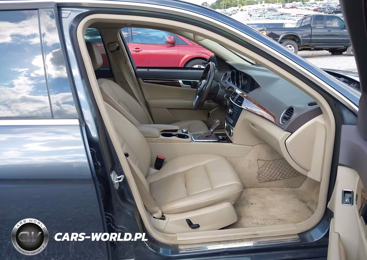 2013 Mercedes-Benz C 300 Luxury 4Matic-Sport 4Matic VIN:WDDGF8AB5DR288729 - 5