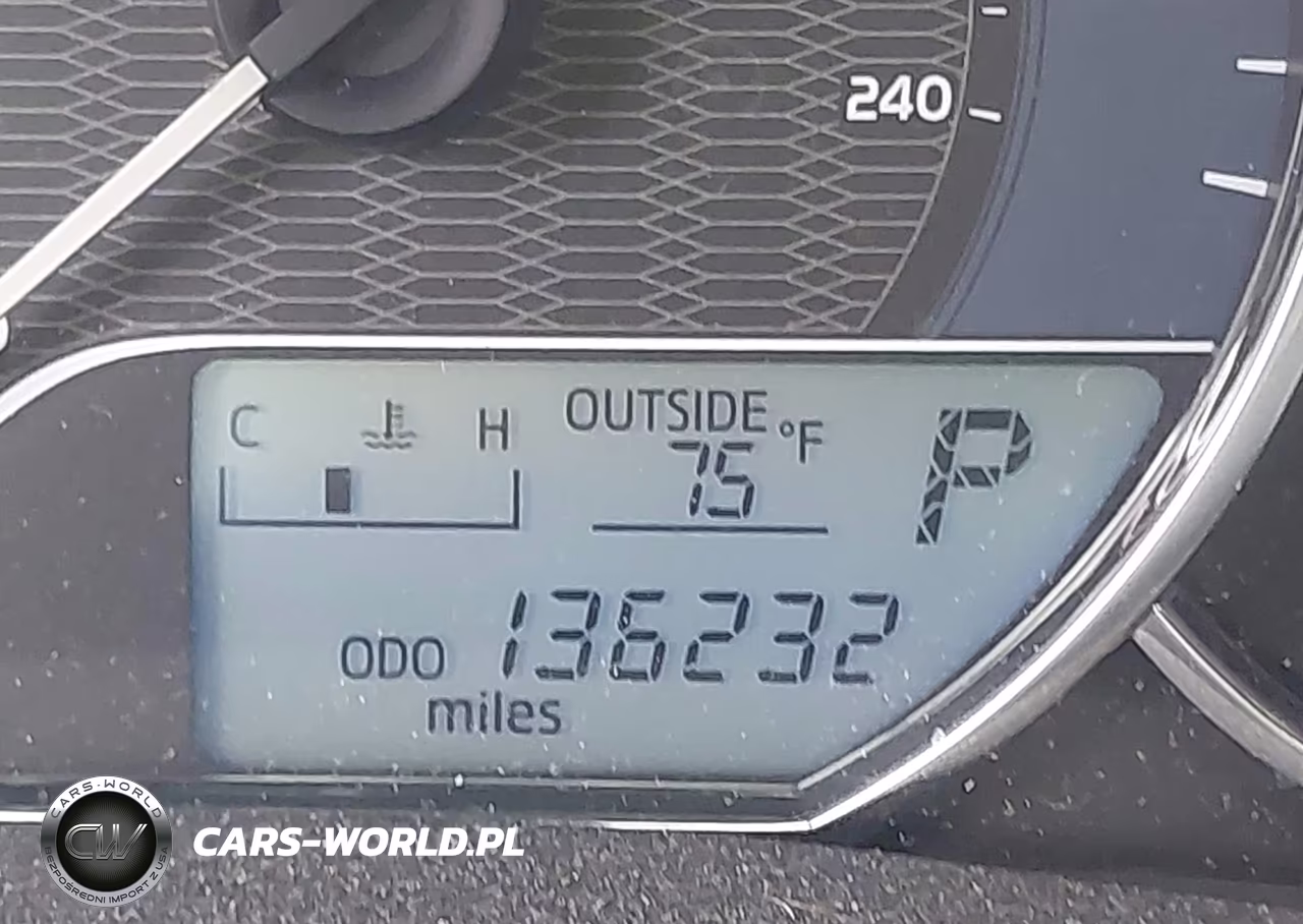 2016 Toyota Corolla Le VIN:2T1BURHE4GC646076 - 15
