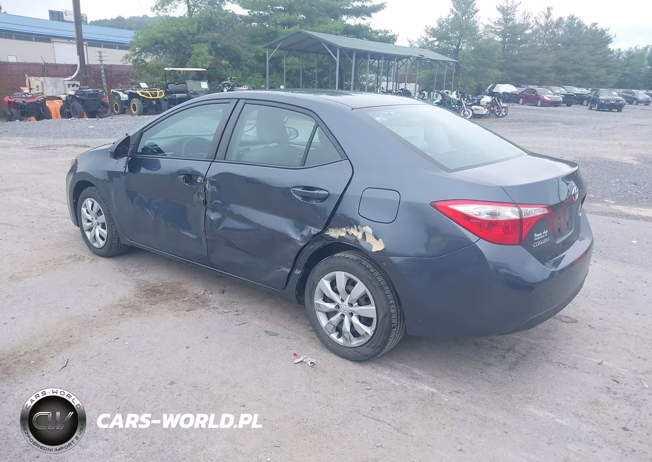 2016 Toyota Corolla Le VIN:2T1BURHE4GC646076 - 3