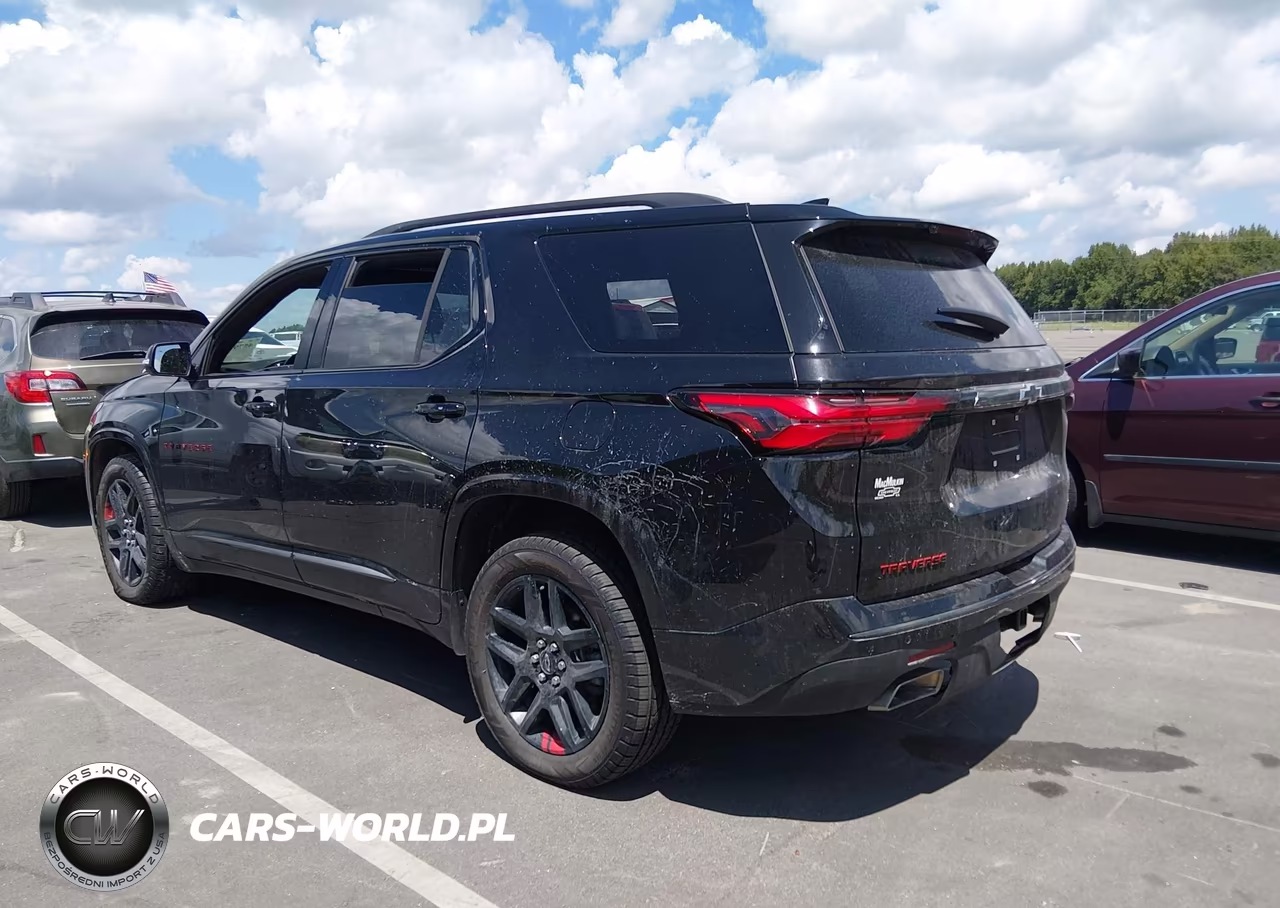 2023 Chevrolet Traverse Awd Premier VIN:1GNEVKKW3PJ259694 - 3